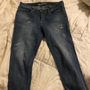 Women’s Distressed Jeans